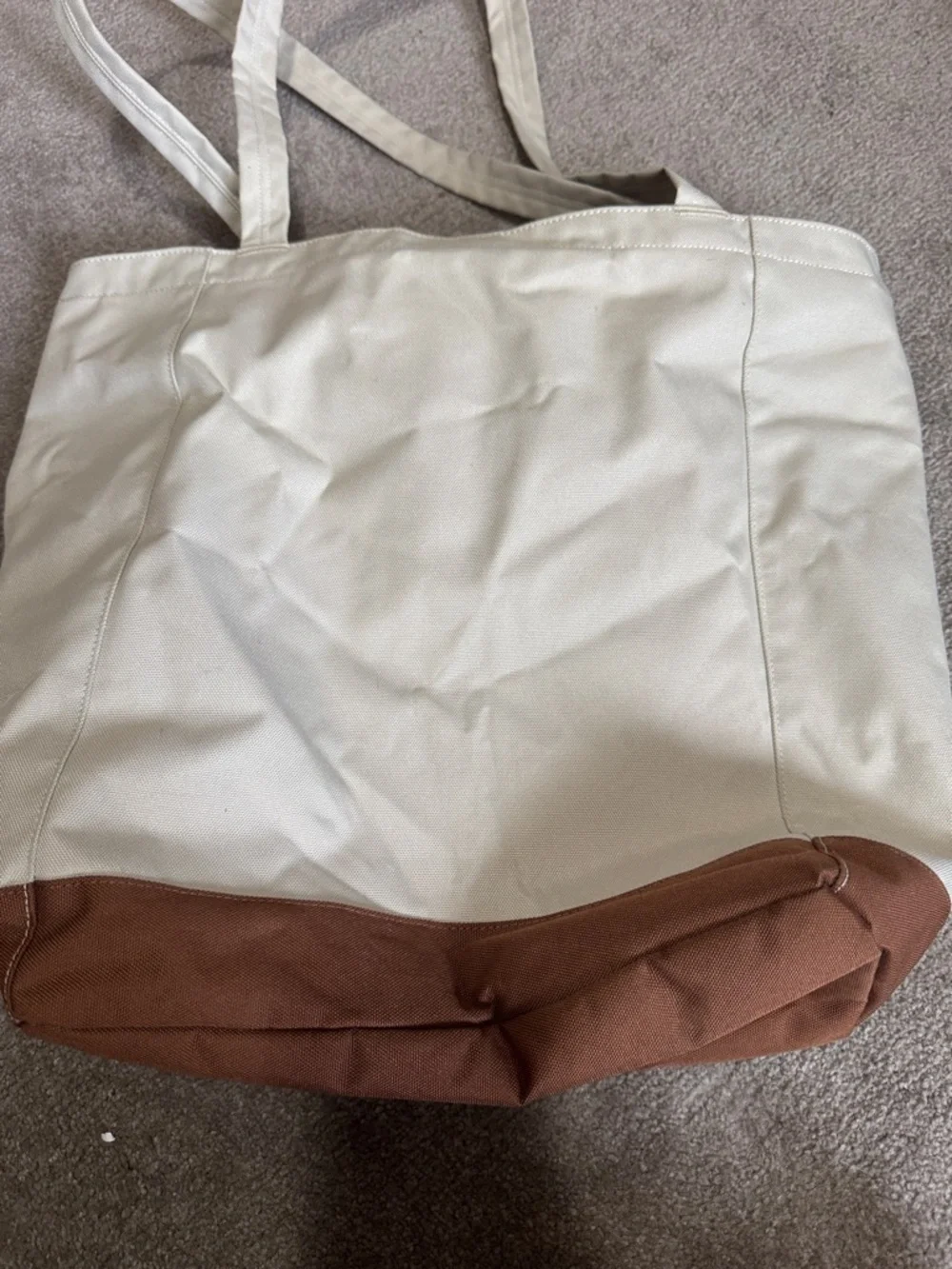 Herschel Retreat Tote - Picture 9 of 11